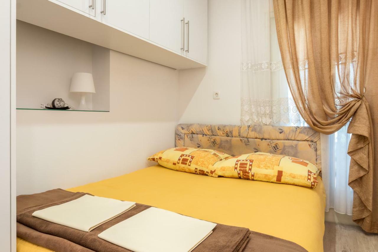 Apartments Ivan Kastela Exterior photo