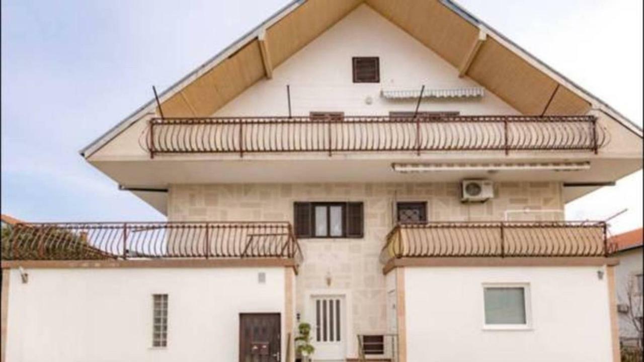 Apartments Ivan Kastela Exterior photo